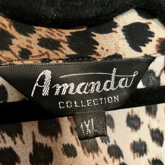 ⭐️2/$30⭐️ Animal/leopard print blouse, 3/4 sleeves, bead accents, size 1XL - Picture 3 of 9